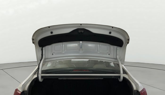 2018 Hyundai Verna 1.6 VTVT SX, Petrol, Manual, 67,466 km, Boot Door Open