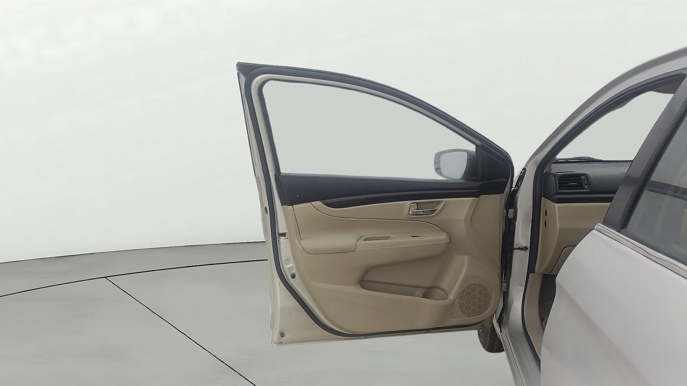 2016 Maruti Ciaz VXI, Petrol, Manual, 400 km, LHS Front Door