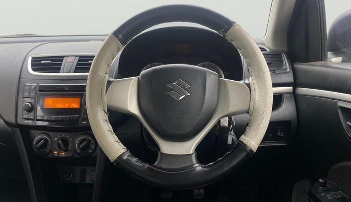 2017 Maruti Swift VXI O, Petrol, Manual, 84,716 km, Steering Wheel Close Up