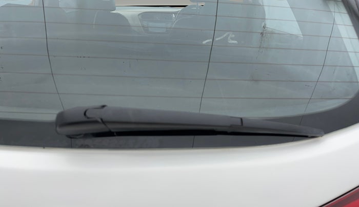 2016 Hyundai Elite i20 ASTA 1.2 (O), CNG, Manual, 70,409 km, Rear Wiper