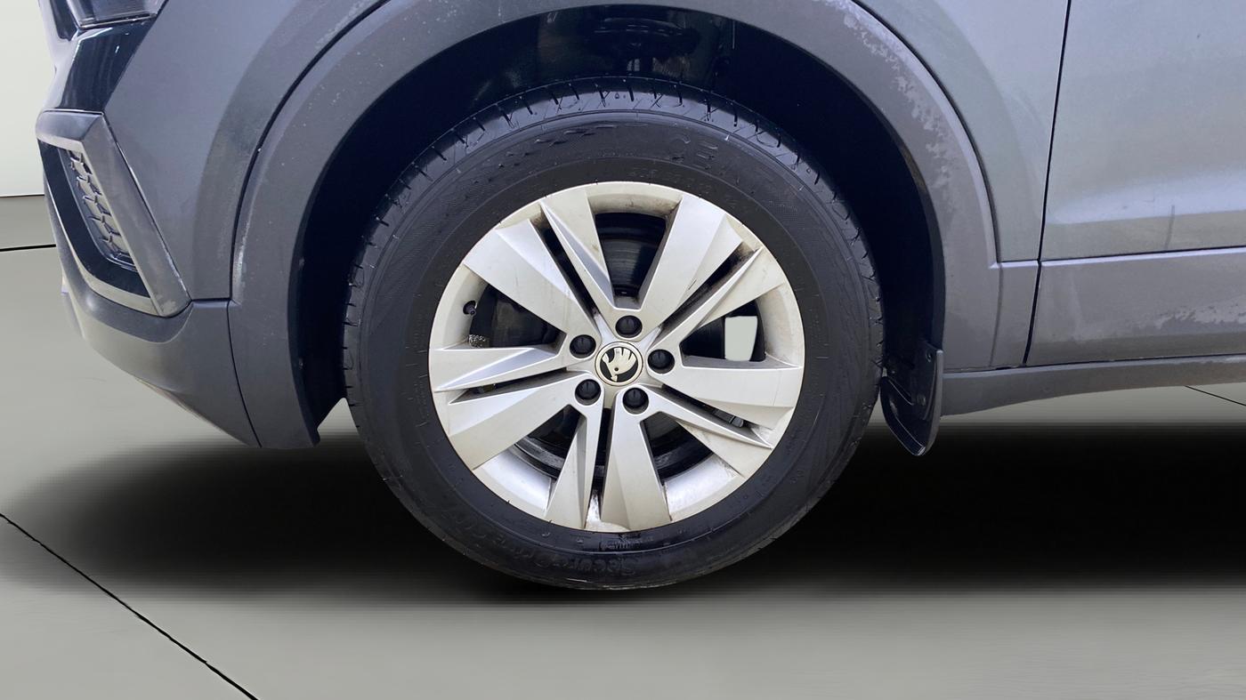 2022 Skoda KUSHAQ AMBITION 1.0L TSI AT, Petrol, Automatic, 24,994 km, Left Front Wheel