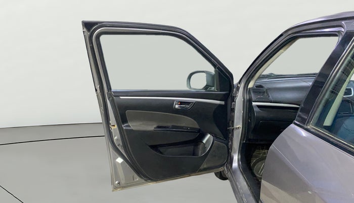 2013 Maruti Swift VXI, Petrol, Manual, 68,083 km, LHS Front Door