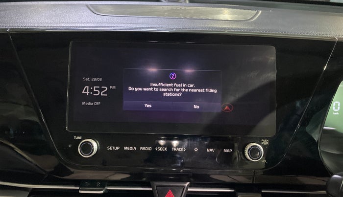 2022 KIA CARENS LUXURY PLUS 1.4 PETROL 7 STR, Petrol, Manual, 43,820 km, Air Conditioner