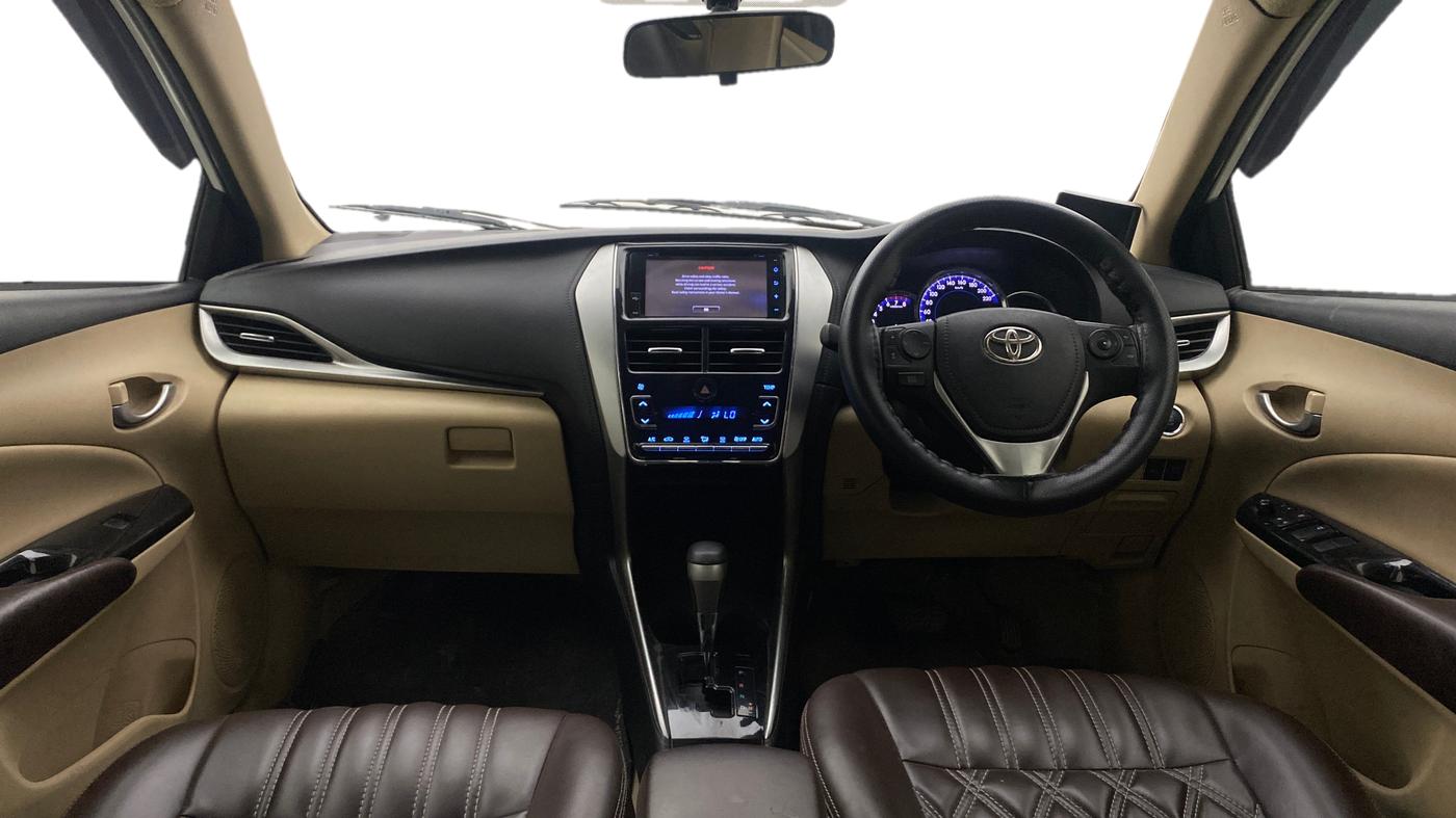 2018 Toyota YARIS G CVT, Petrol, Automatic, 10,000 km, Dashboard