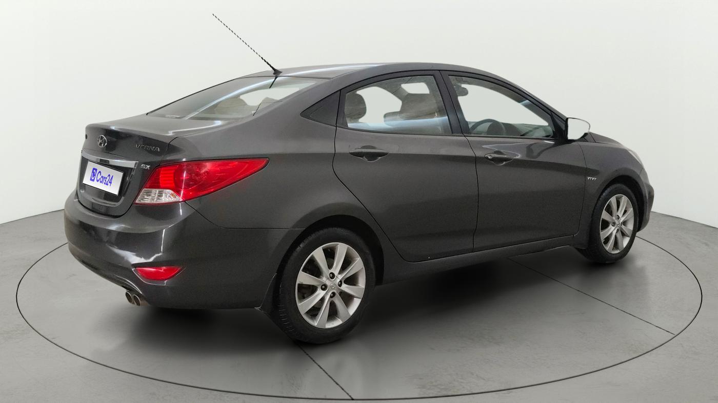 2013 Hyundai Verna FLUIDIC 1.6 VTVT SX, Petrol, Manual, 59,880 km, Right Back Diagonal
