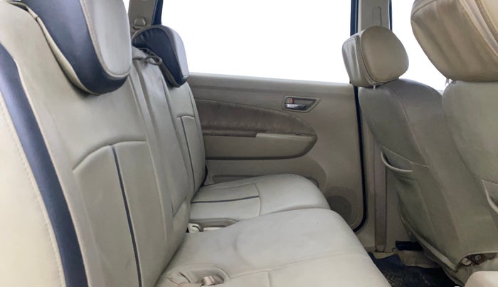 2013 Maruti Ertiga ZXI, Petrol, Manual, 75,203 km, Right Side Rear Door Cabin