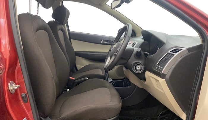 2012 Hyundai i20 SPORTZ 1.2, Petrol, Manual, 13,432 km, Right Side Front Door Cabin