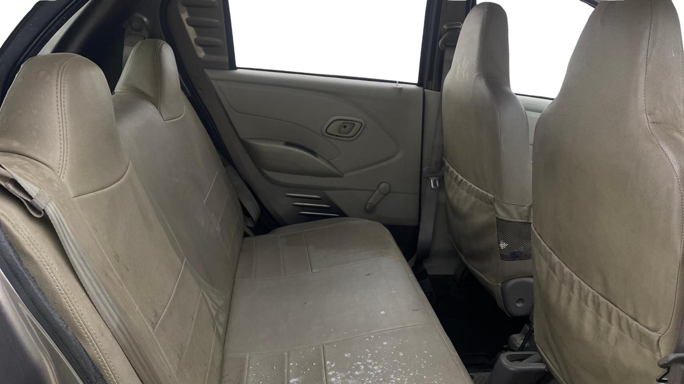 2017 Datsun Redi Go T (O), Petrol, Manual, 1,16,071 km, Right Side Rear Door Cabin