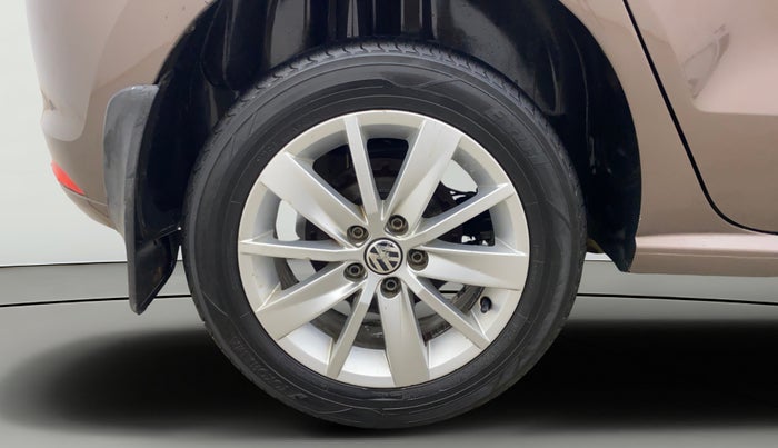 2016 Volkswagen Polo HIGHLINE1.2L, Petrol, Manual, 91,915 km, Right Rear Wheel