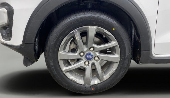 2018 Ford FREESTYLE TITANIUM 1.2 PETROL, Petrol, Manual, 1,00,443 km, Left Front Wheel