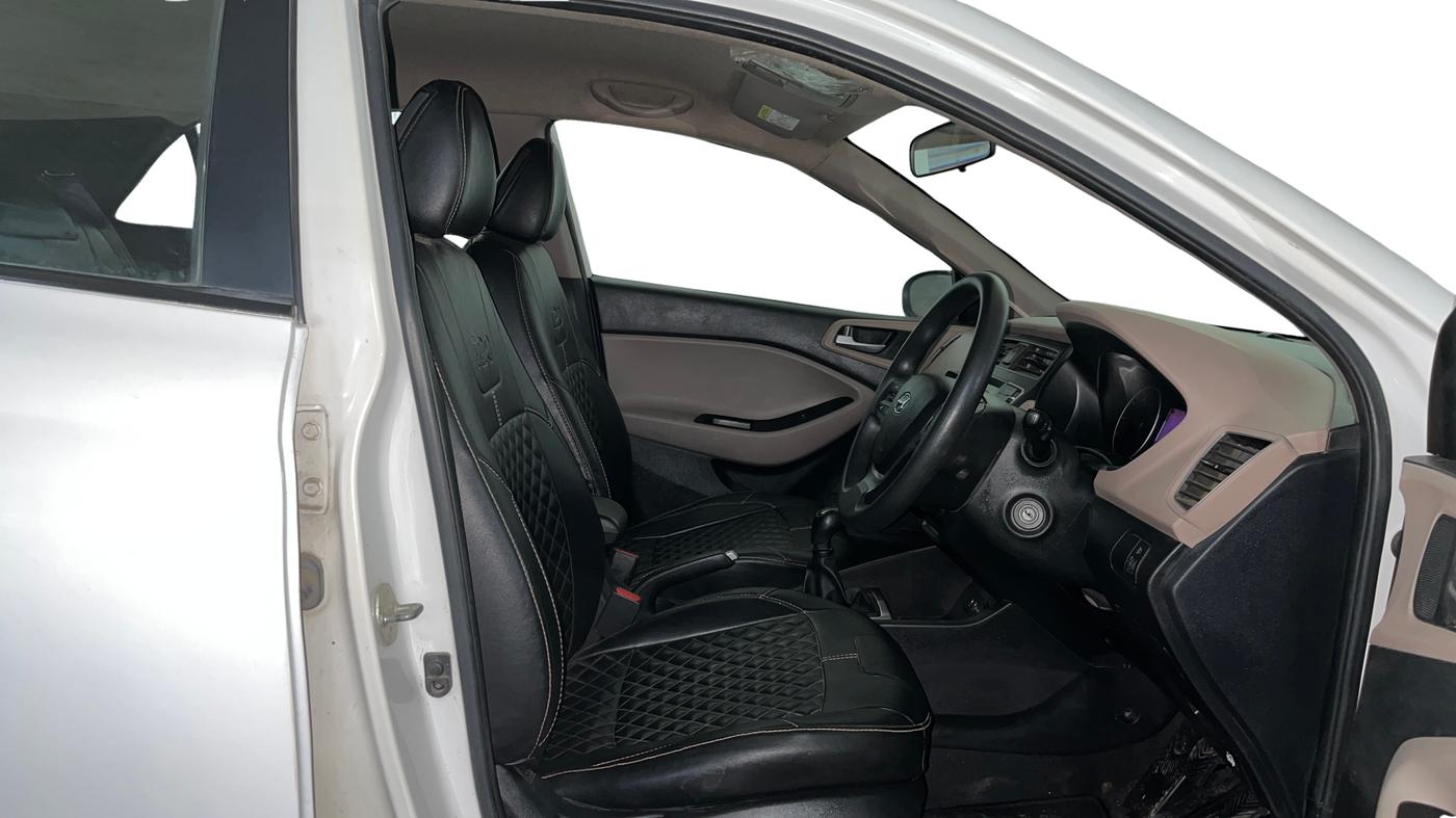 2019 Hyundai Elite i20 MAGNA EXECUTIVE 1.2, Petrol, Manual, 36,435 km, Right Side Front Door Cabin