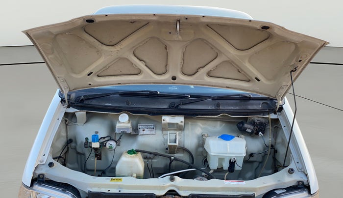 2019 Maruti Eeco 7 STR, CNG, Manual, 84,467 km, Open Bonet