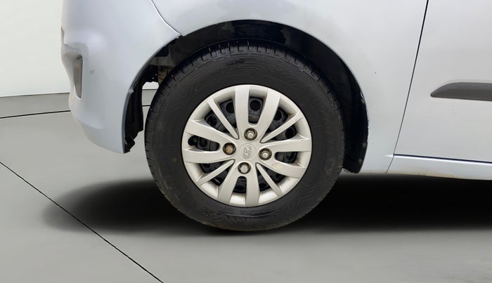 2013 Hyundai i10 MAGNA 1.1, CNG, Manual, 71,558 km, Left Front Wheel