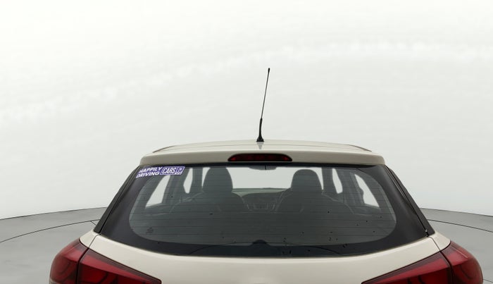 2014 Hyundai Elite i20 SPORTZ 1.4 CRDI, Diesel, Manual, 77,398 km, Rear Windshield