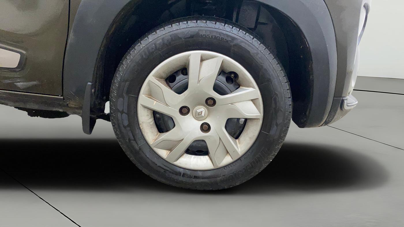 2019 Renault Kwid RXT 1.0 AMT (O), Petrol, Automatic, 45,623 km, Right Front Wheel