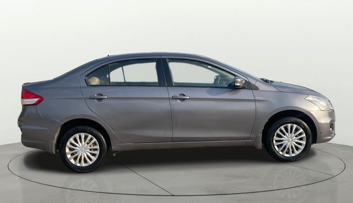 2014 Maruti Ciaz VXI+, Petrol, Manual, 1,07,012 km, Right Side View
