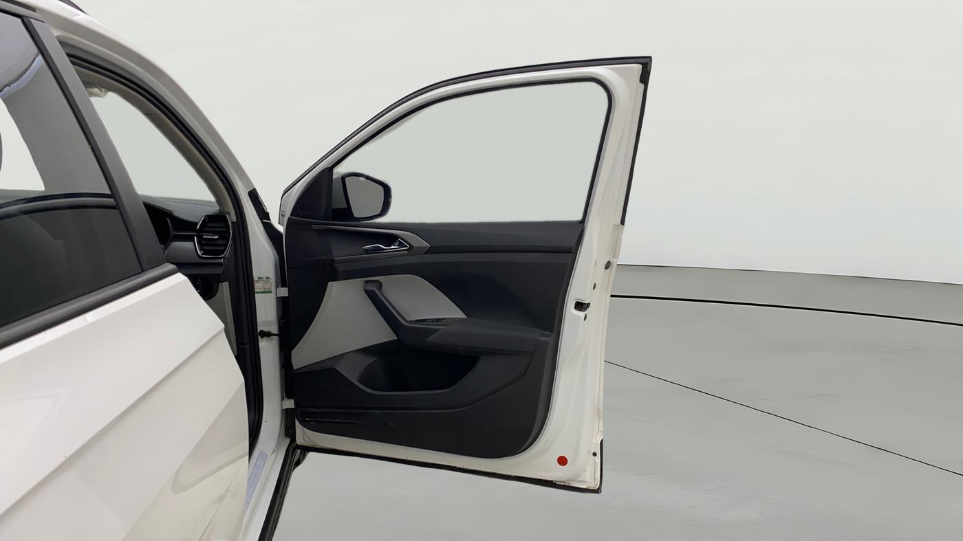 2023 Skoda KUSHAQ AMBITION 1.5 TSI MT, Petrol, Manual, 22,617 km, RHS Front Door