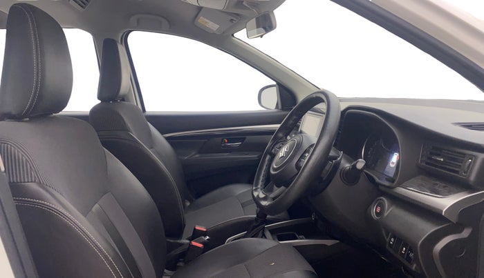 2022 Maruti XL6 ZETA AT, Petrol, Automatic, 37,084 km, Right Side Front Door Cabin