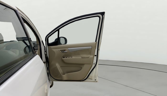 2017 Maruti Ertiga VXI AT, Petrol, Automatic, 66,191 km, RHS Front Door