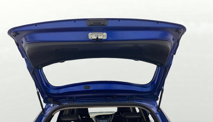 2016 Hyundai Elite i20 ASTA 1.2 (O), Petrol, Manual, 75,828 km, Boot Door Open