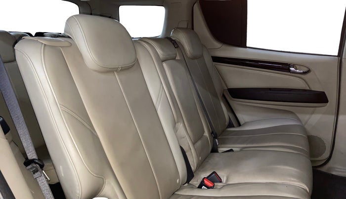 2016 Chevrolet Trailblazer LTZ AT, Diesel, Automatic, 95,549 km, Right Side Rear Door Cabin