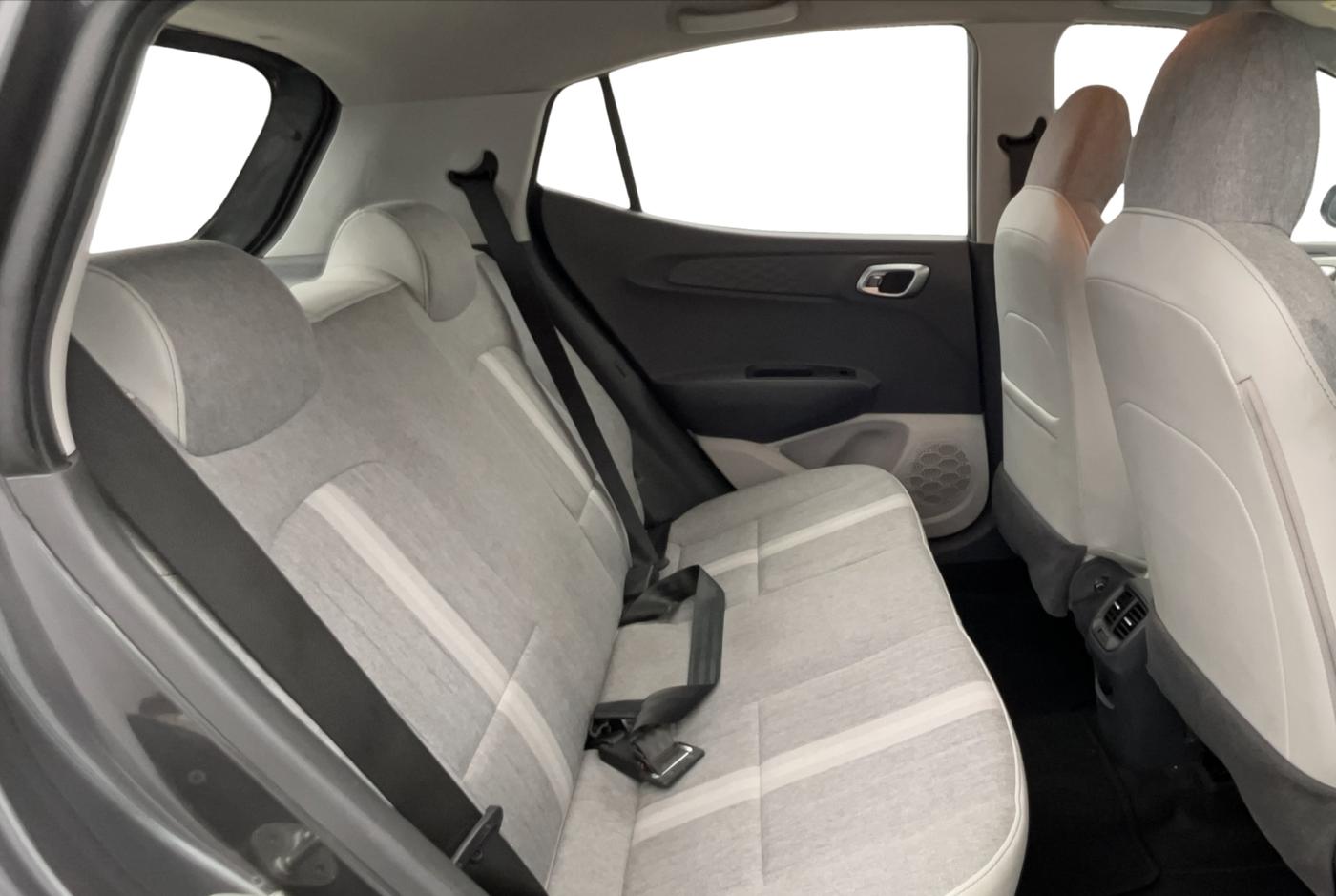 2021 Hyundai GRAND I10 NIOS SPORTZ AMT 1.2 KAPPA VTVT, Petrol, Automatic, 46,657 km, Right Side Rear Door Cabin