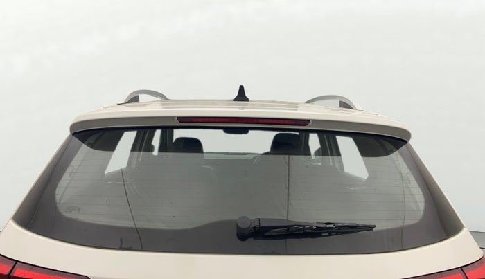 2023 Skoda KUSHAQ STYLE 1.0L TSI MT, Petrol, Manual, 37,039 km, Rear Windshield