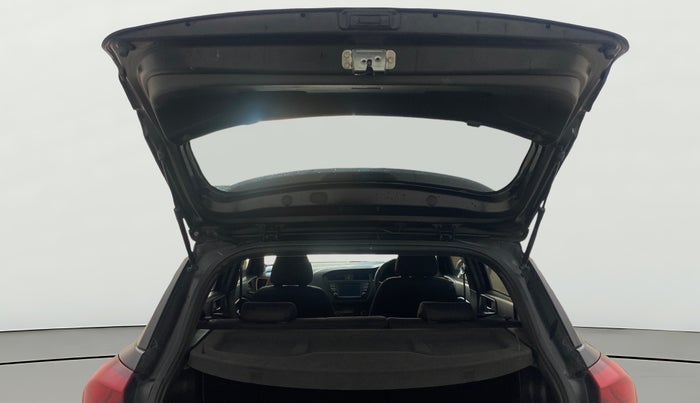 2016 Hyundai i20 Active 1.2 SX, Petrol, Manual, 81,670 km, Boot Door Open