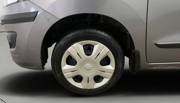 2014 Maruti Wagon R 1.0 VXI, Petrol, Manual, 16,470 km, Left Front Wheel