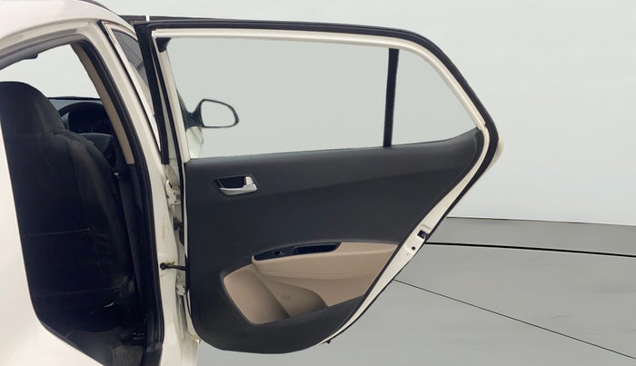 2017 Hyundai Grand i10 SPORTZ (O) 1.2 KAPPA VTVT, Petrol, Manual, 25,181 km, RHS Rear Door