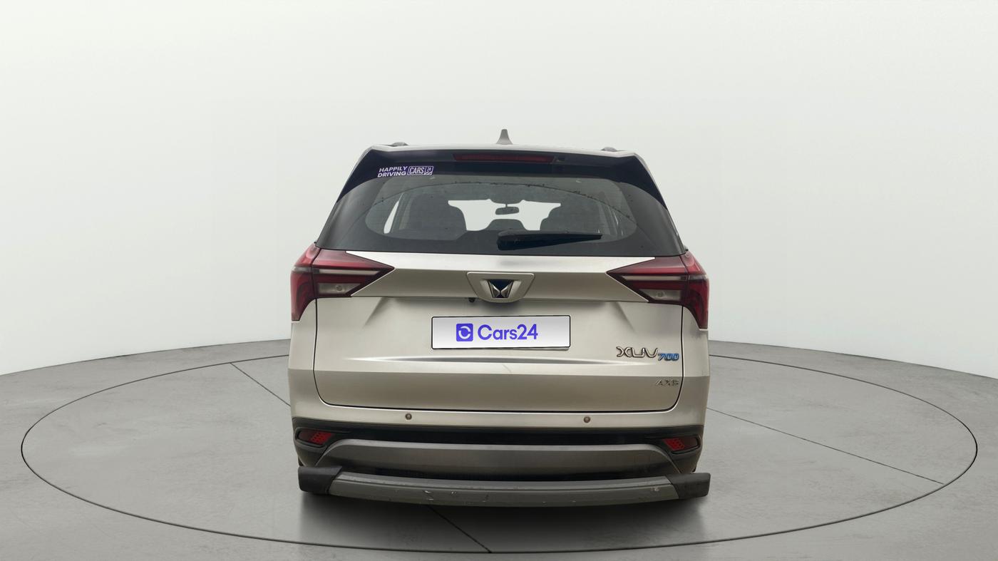 2022 Mahindra XUV700 AX 5 P MT 7 STR, Petrol, Manual, 86,107 km, Back/Rear