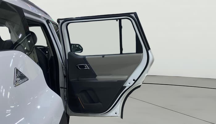 2025 KIA SYROS HTX Plus (O) 1.5 Diesel 6AT, Diesel, Automatic, 4,710 km, RHS Rear Door