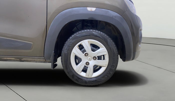 2015 Renault Kwid RXL, Petrol, Manual, 21,678 km, Right Front Wheel