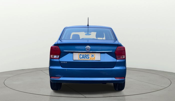 2016 Volkswagen Ameo HIGHLINE1.2L, Petrol, Manual, 1,07,901 km, Back/Rear