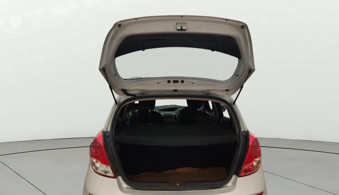 2013 Hyundai i20 SPORTZ 1.2, Petrol, Manual, 68,998 km, Boot Door Open