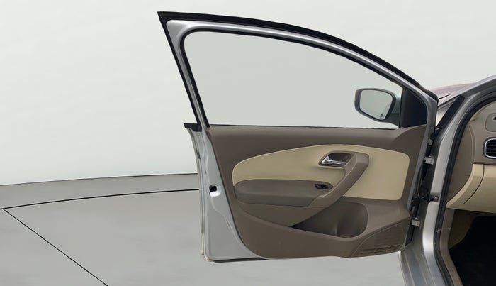 2013 Skoda Rapid ELEGANCE 1.6 TDI CR MT, Diesel, Manual, 1,46,490 km, LHS Front Door