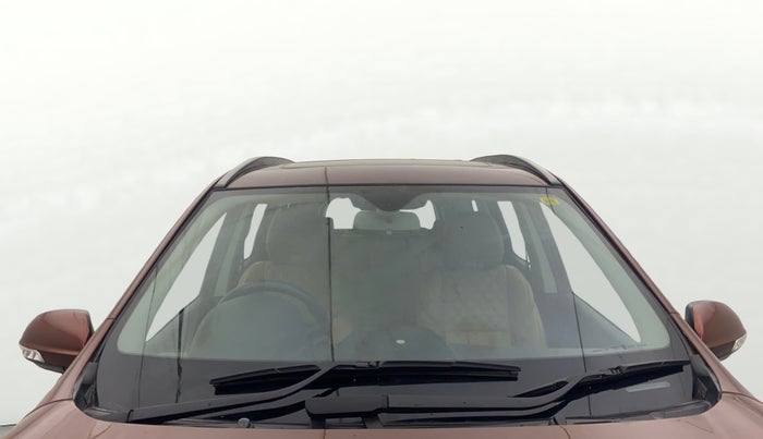 2018 Mahindra XUV500 W11, Diesel, Manual, 52,365 km, Front Windshield