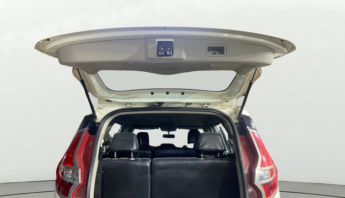 2018 Mahindra MARAZZO M6 8 STR, Diesel, Manual, 1,14,645 km, Boot Door Open