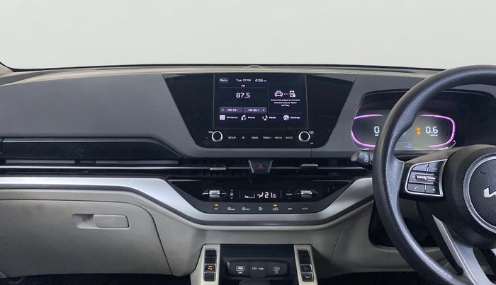 2022 KIA CARENS PRESTIGE PLUS 1.4 PETROL DCT 7 STR, Petrol, Automatic, 49,964 km, Air Conditioner