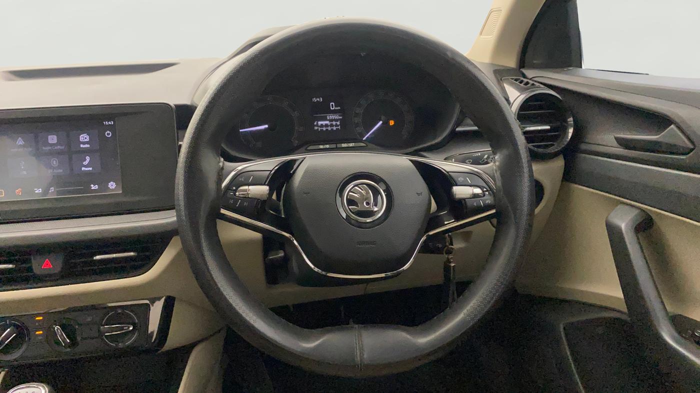 2022 Skoda SLAVIA ACTIVE 1.0L TSI MT, Petrol, Manual, 69,928 km, Steering Wheel Close Up