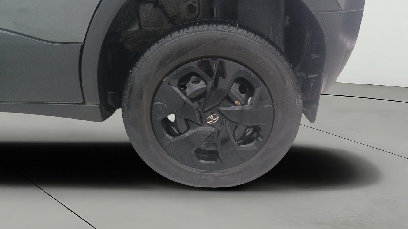 2024 Tata PUNCH PURE MT, Petrol, Manual, 26,139 km, Left Front Wheel