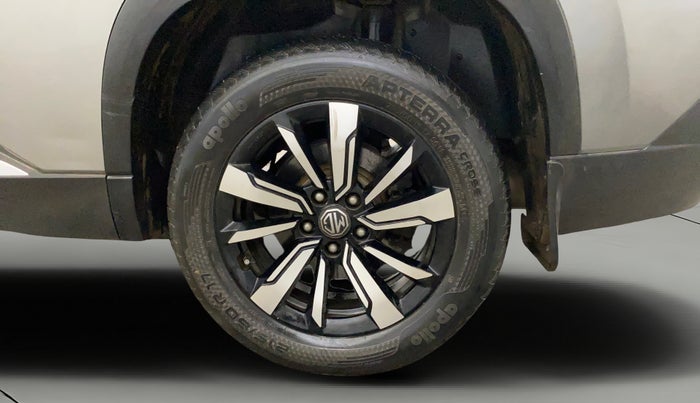 2020 MG HECTOR SHARP HYBRID 1.5 PETROL, Petrol, Manual, 87,261 km, Left Rear Wheel