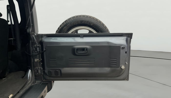 2022 Mahindra Thar LX PETROL HT 4WD AT, Petrol, Automatic, 57,195 km, Boot Door Open