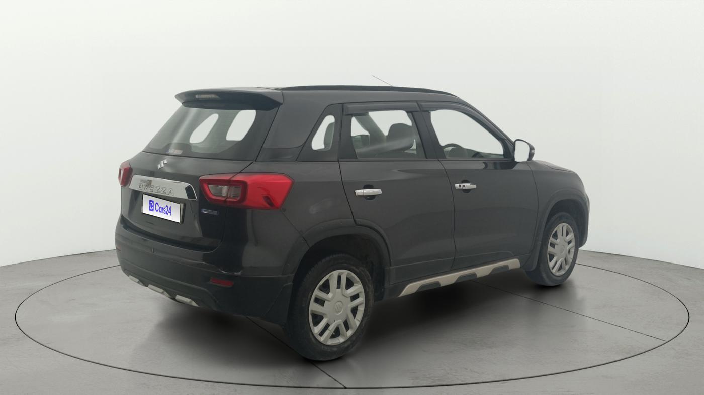 2021 Maruti Vitara Brezza VXI AT SHVS, Petrol, Automatic, 23,948 km, Right Back Diagonal