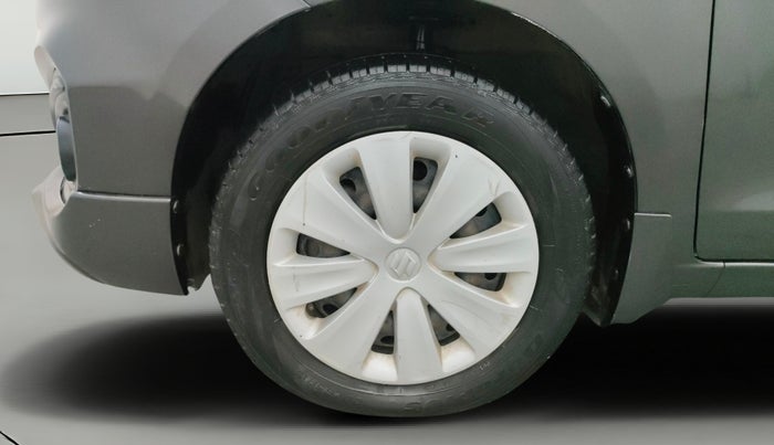 2017 Maruti Ertiga VXI CNG, CNG, Manual, 68,349 km, Left Front Wheel