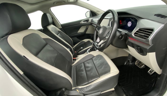 2023 Volkswagen TAIGUN GT PLUS 1.5 TSI DSG, Petrol, Automatic, 78,954 km, Right Side Front Door Cabin