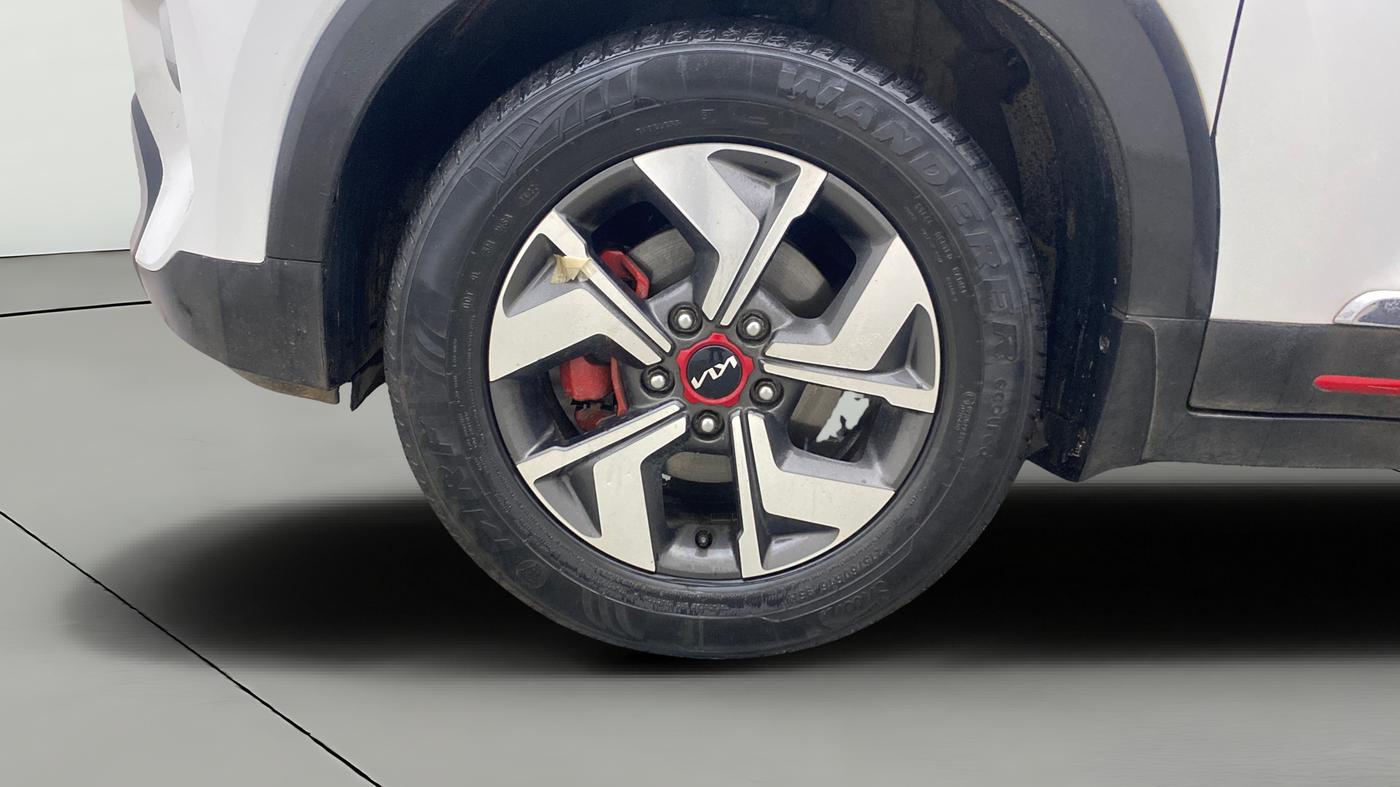 2022 KIA SONET GTX PLUS 1.5, Diesel, Manual, 1,19,285 km, Left Front Wheel