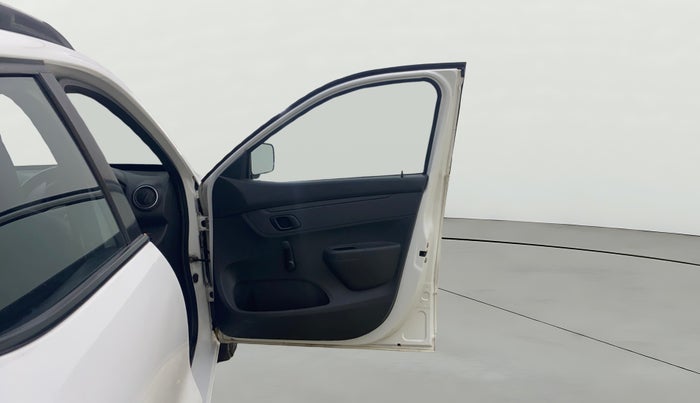 2015 Renault Kwid RXL, CNG, Manual, 49,363 km, RHS Front Door