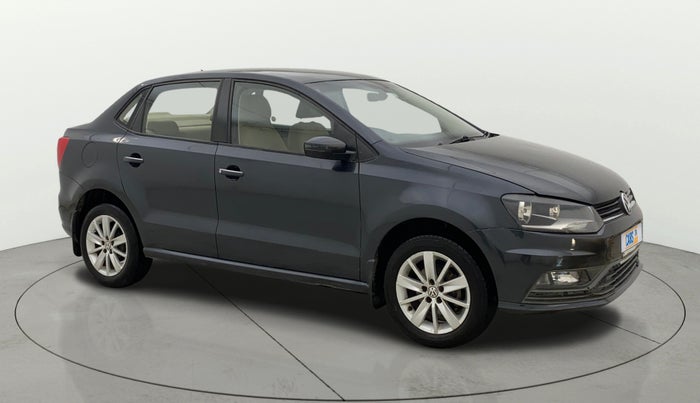 2017 Volkswagen Ameo HIGHLINE1.2L, Petrol, Manual, 1,30,371 km, SRP