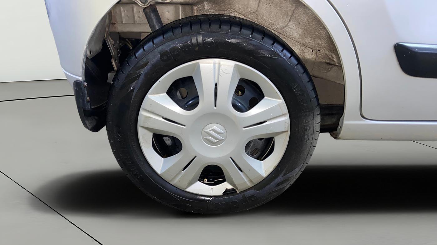 2018 Maruti Wagon R 1.0 VXI AMT, Petrol, Automatic, 88,582 km, Right Rear Wheel